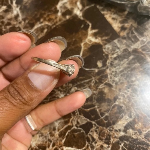 10k White gold ring - Picture 4 of 7